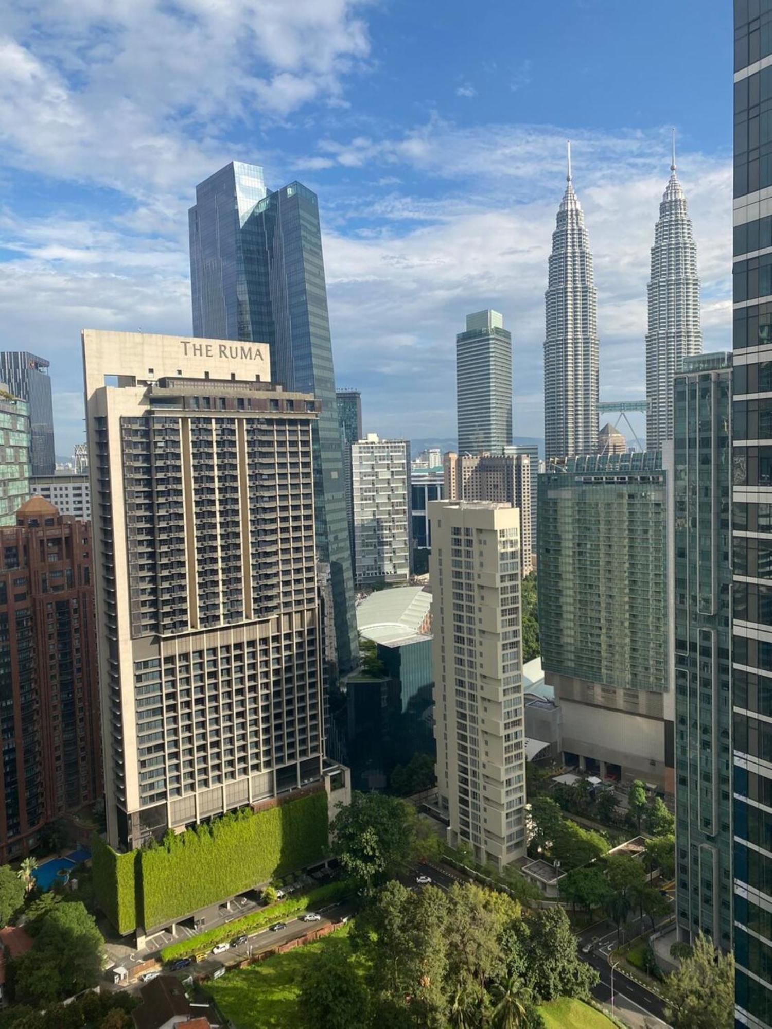 8 Kia Peng Suites Klcc By Luna Kuala Lumpur Exterior photo