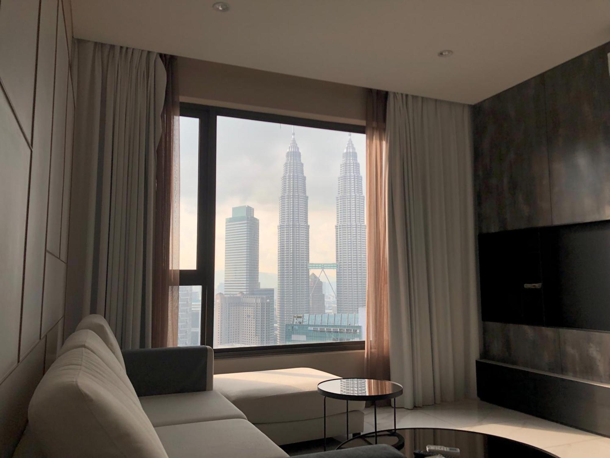 8 Kia Peng Suites Klcc By Luna Kuala Lumpur Exterior photo
